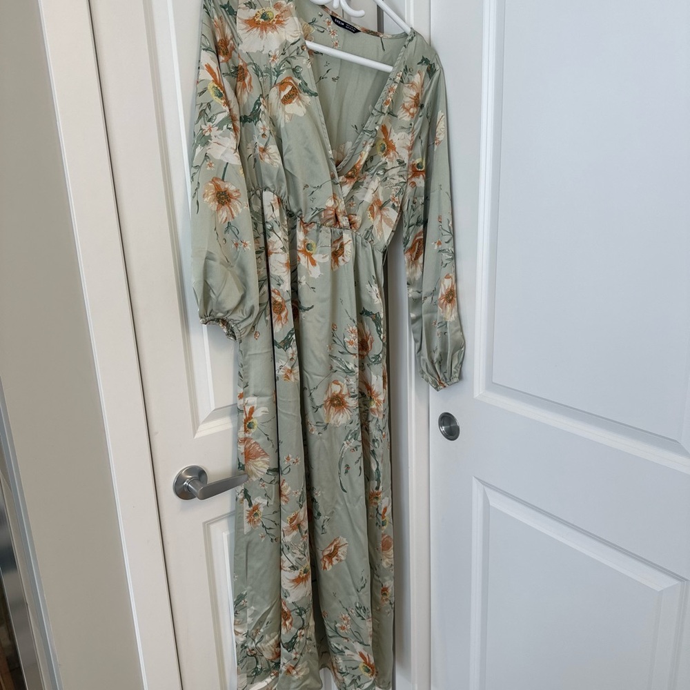 SHEIN Floral Long Sleeve Maxi Dress in Light Green